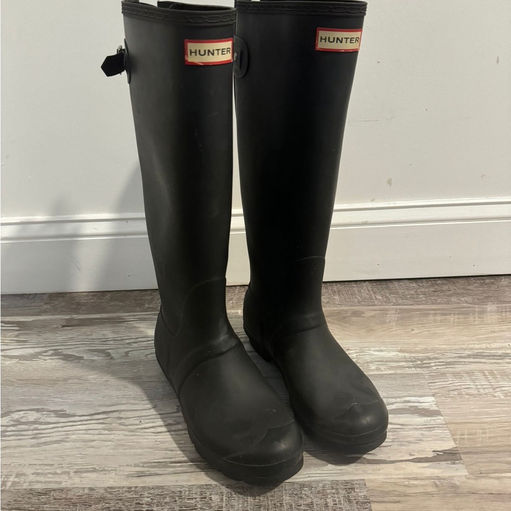 Hunter rain boots (wide leg)